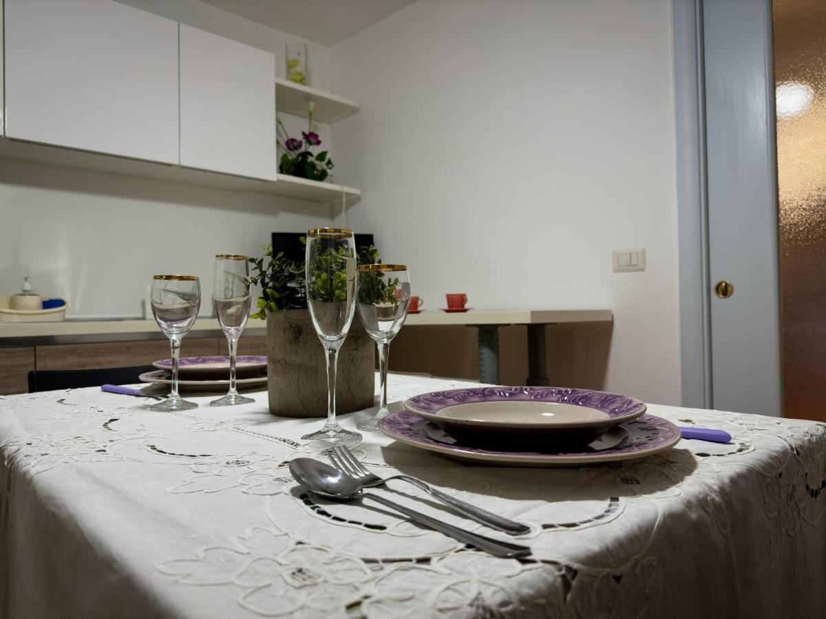 La Rotonda A Toledo Villa Naples Exterior photo